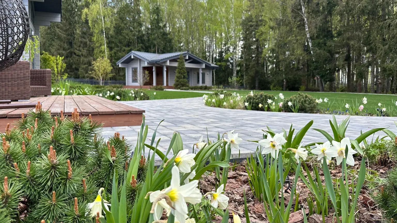 Авторский ландшафтный дизайн частного сада